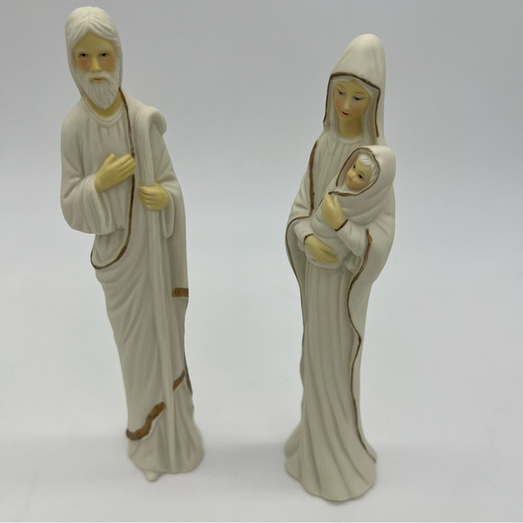 Carlton Cards Nativity Set Mary Joseph Baby Jesus Porcelain Figurines - Picture 11 of 11